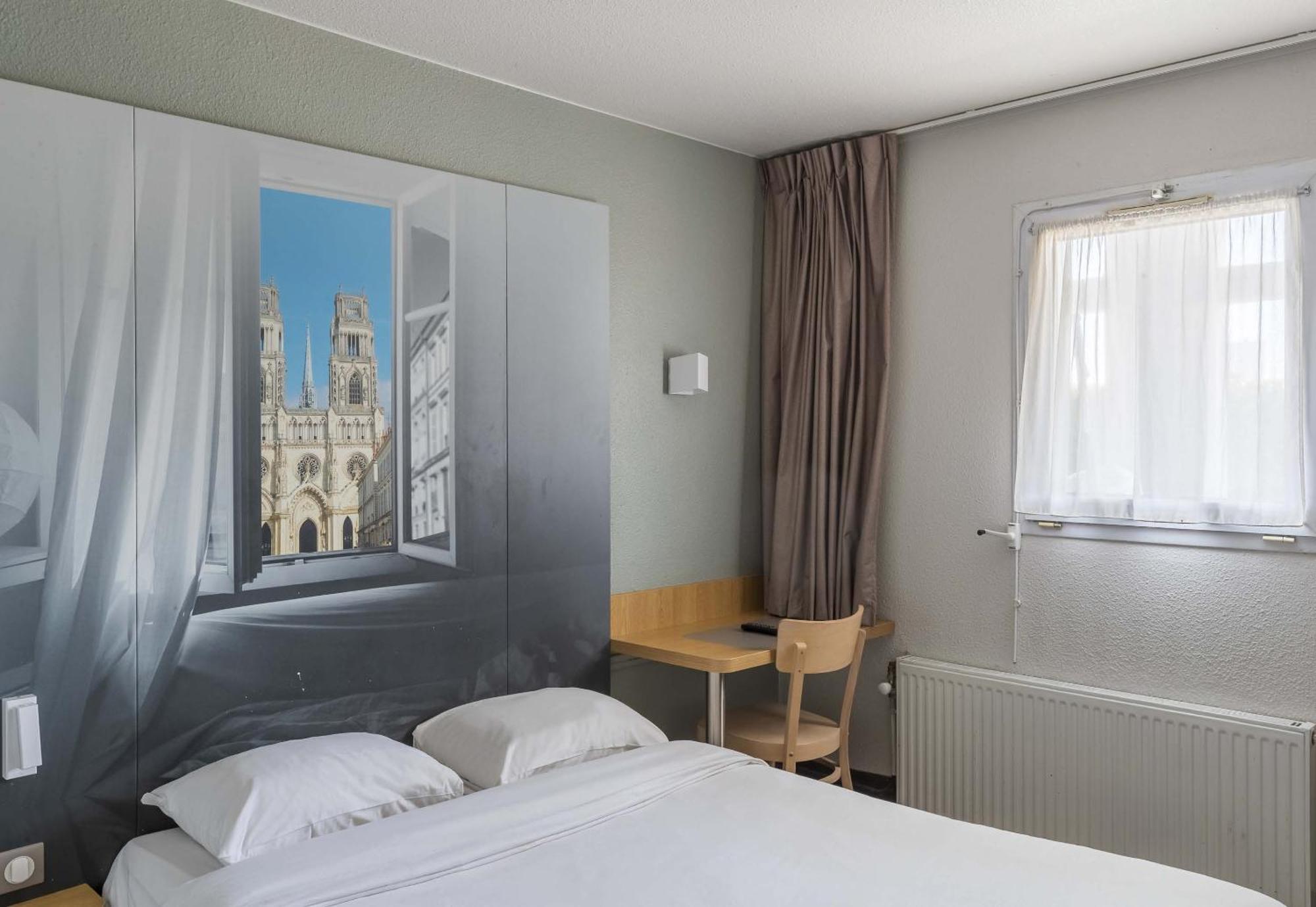 B&B Hotel Orleans Ouest 拉沙佩勒-圣梅曼 外观 照片