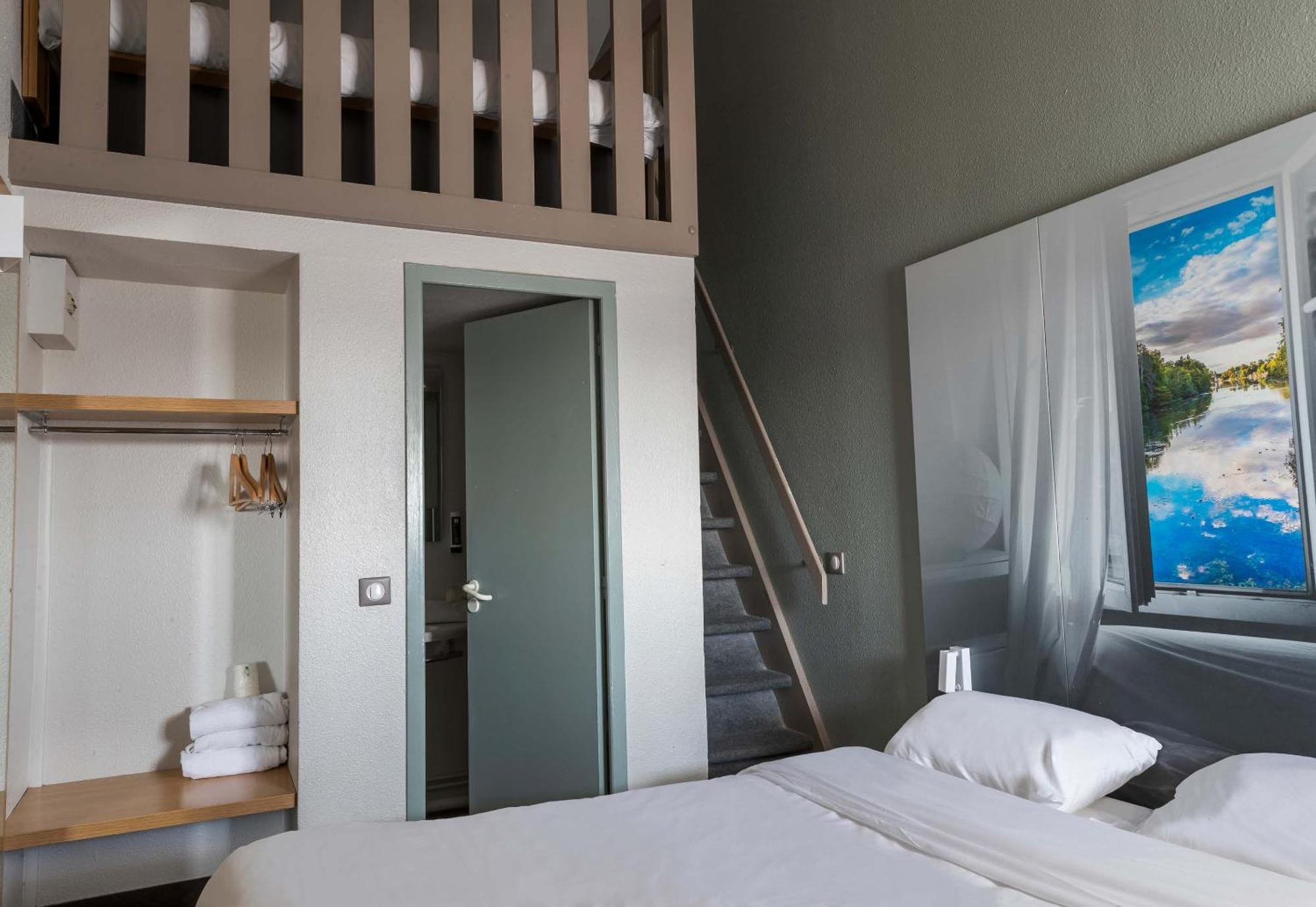 B&B Hotel Orleans Ouest 拉沙佩勒-圣梅曼 外观 照片